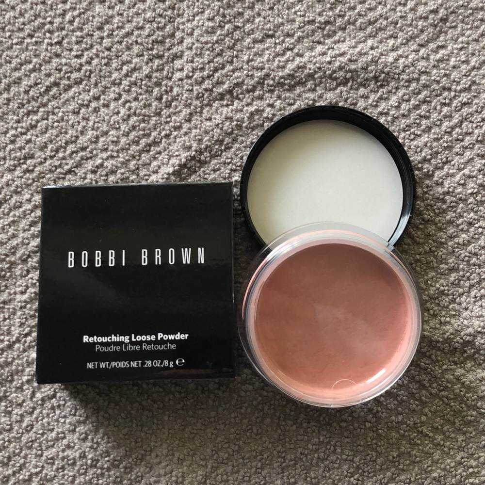 Retouching Loose Powder-Rose NWT